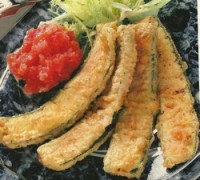 Zucchinis  in Weinteig
